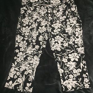 Floral capris